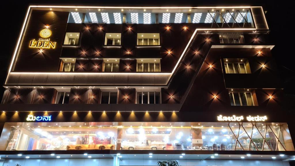 Hotel Eden Карвар Экстерьер фото