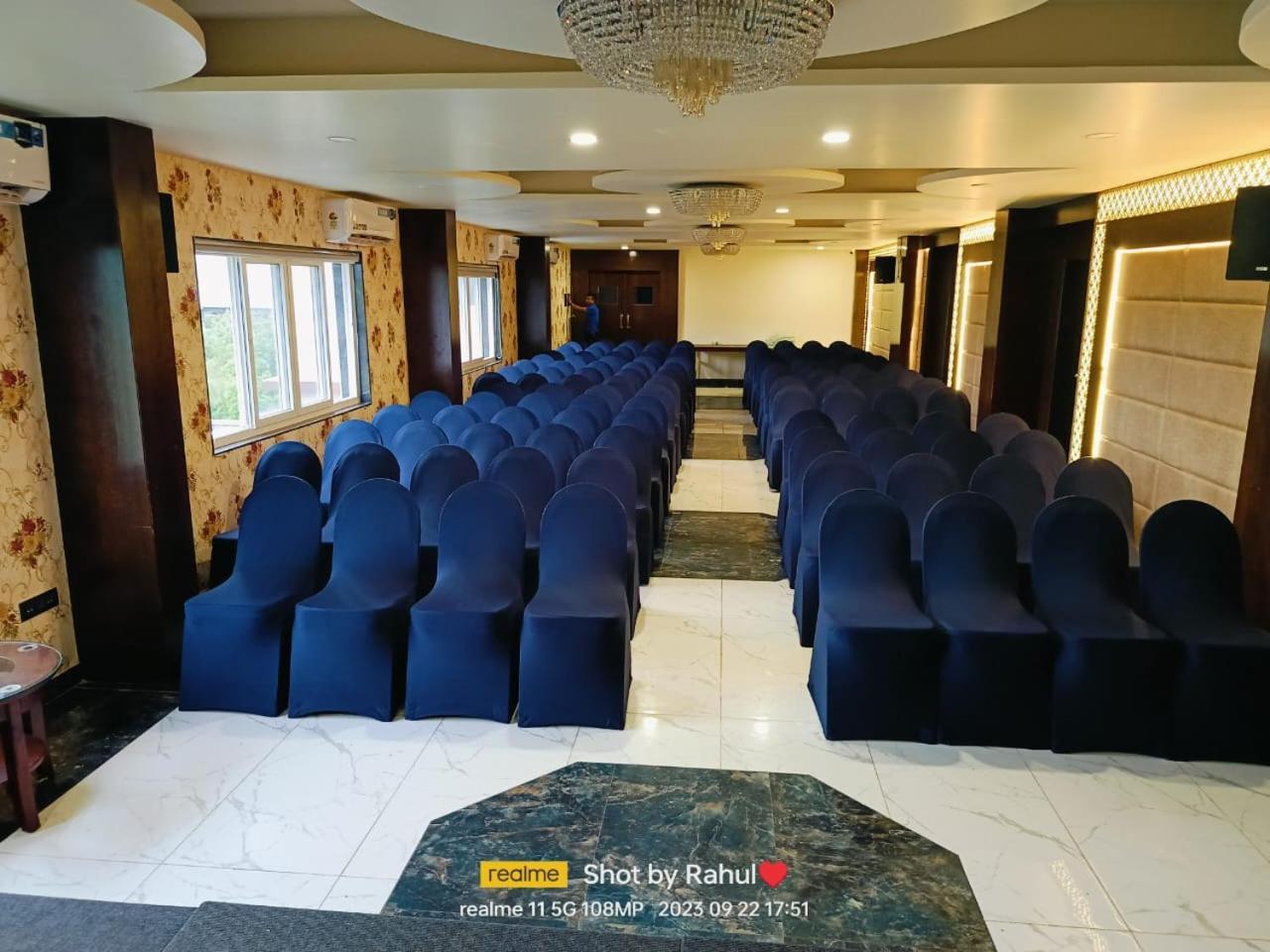 Hotel Eden Карвар Экстерьер фото