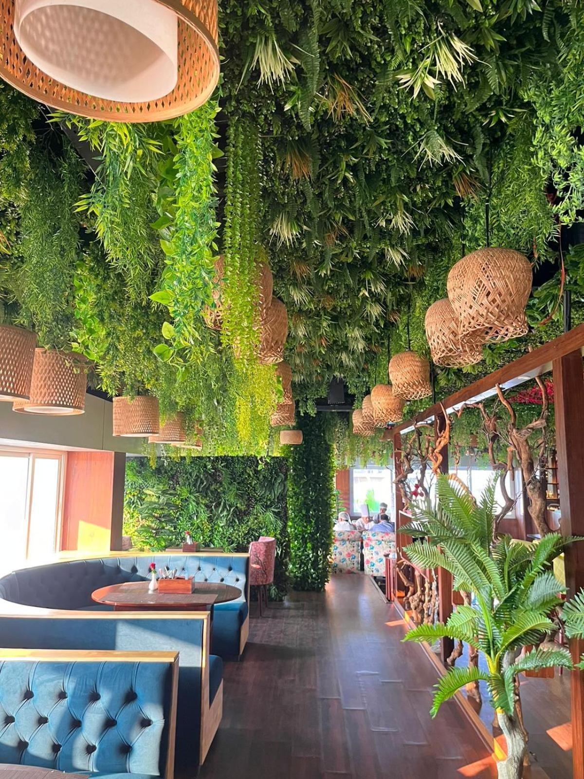 Hotel Eden Карвар Экстерьер фото